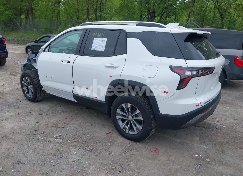 Photo 3 of 2025 Chevrolet Equinox AWD LT (VIN 3GNAXPEG5SL128164)