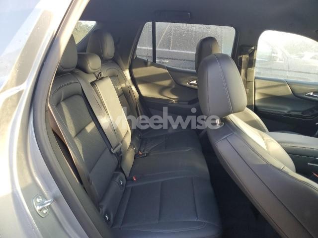 Photo 2 of 2025 CHEVROLET EQUINOX LT (VIN 3GNAXPEG6SL225759)