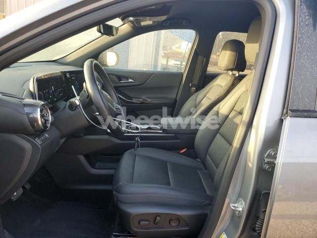 Photo 6 of 2025 CHEVROLET EQUINOX LT (VIN 3GNAXPEG6SL225759)