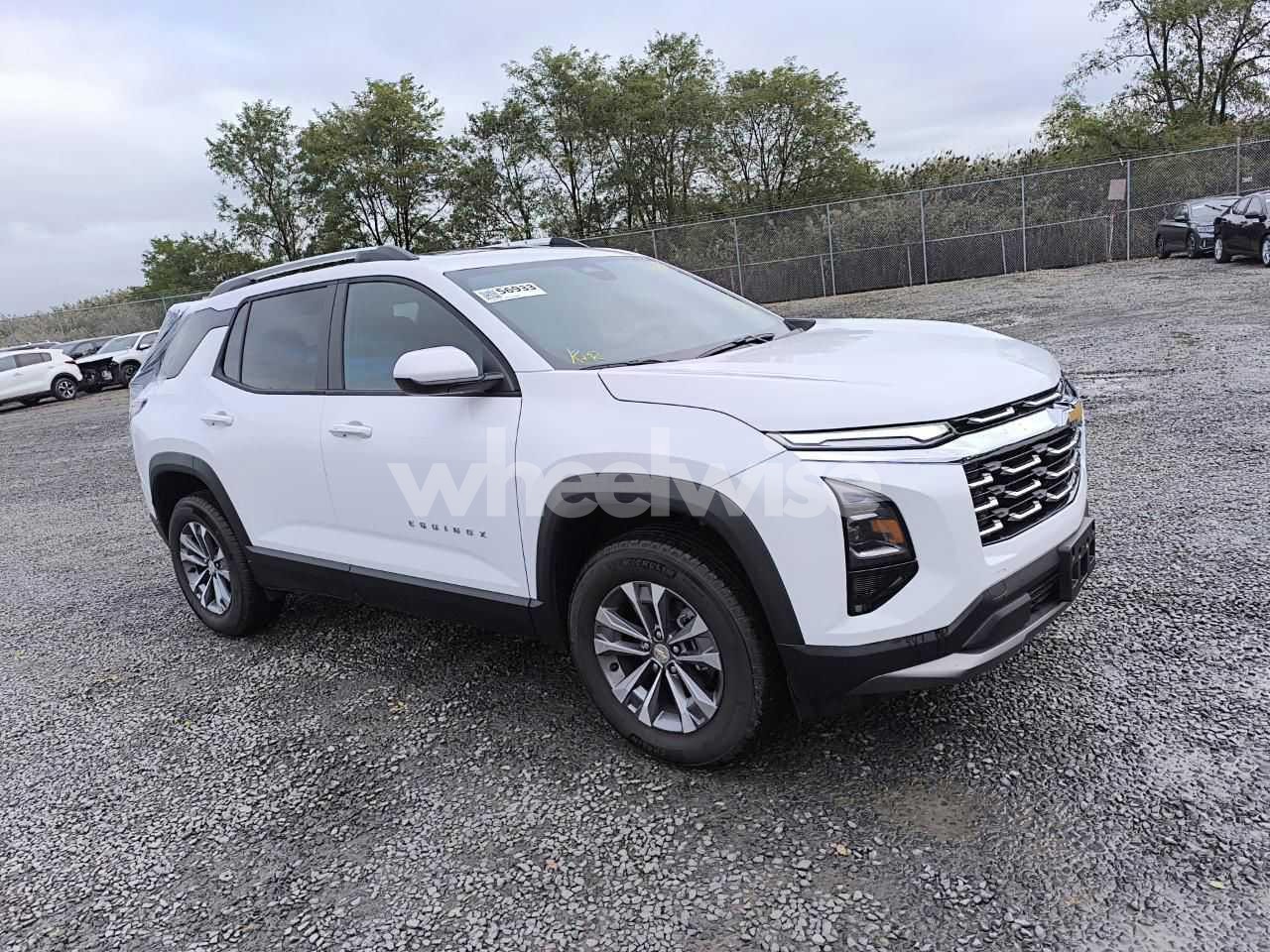 Photo 3 of 2026 CHEVROLET EQUINOX LT (VIN 3GNAXPEG8TL166120)