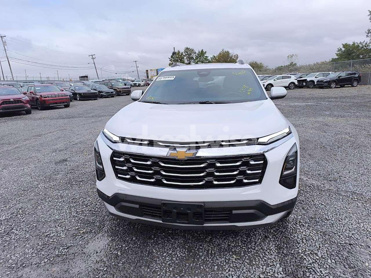 Photo 5 of 2026 CHEVROLET EQUINOX LT (VIN 3GNAXPEG8TL166120)