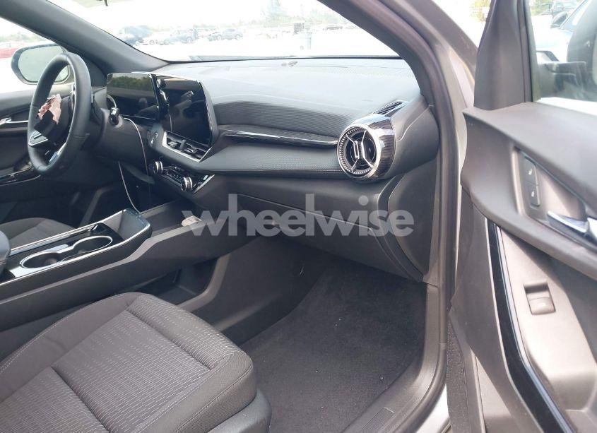 Photo 5 of 2025 Chevrolet Equinox AWD LT (VIN 3GNAXPEG9SL310420)