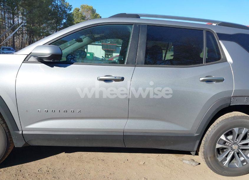 Photo 14 of 2025 Chevrolet Equinox AWD LT (VIN 3GNAXPEGXSL187601)