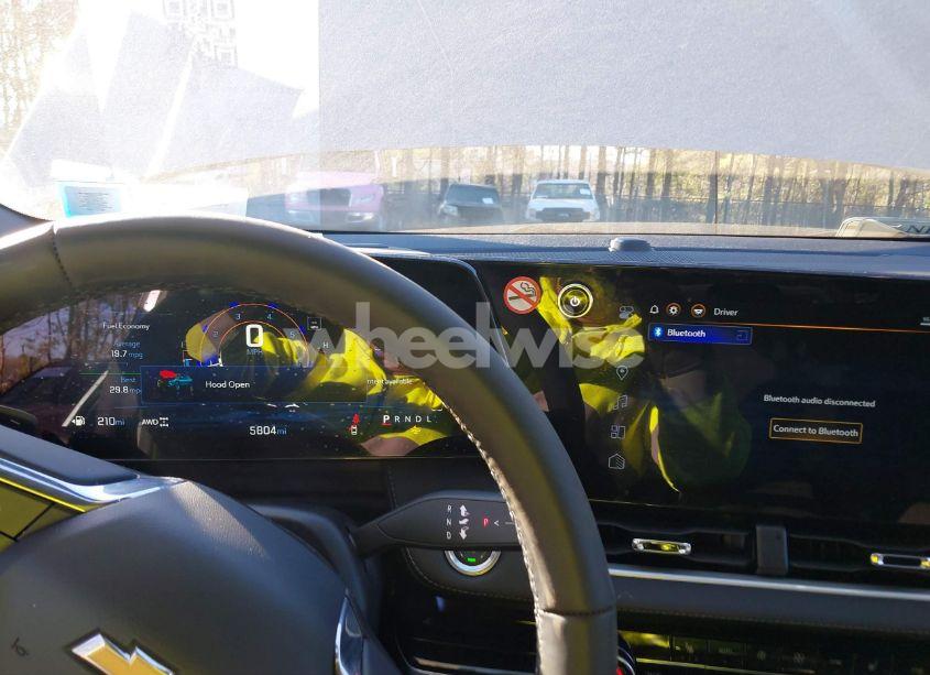 Photo 15 of 2025 Chevrolet Equinox AWD LT (VIN 3GNAXPEGXSL187601)