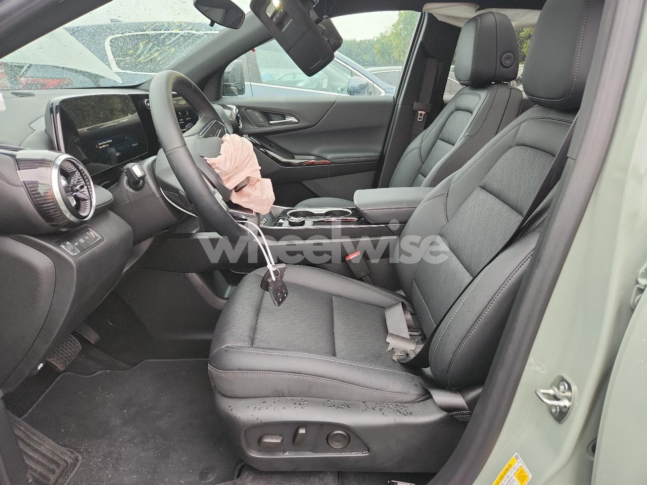 Photo 7 of 2026 CHEVROLET EQUINOX LT (VIN 3GNAXPEGXTL116917)