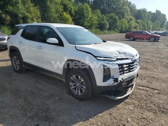 2026 CHEVROLET EQUINOX LT (VIN 3GNAXPEGXTL125861) main photo