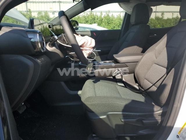 Photo 6 of 2026 CHEVROLET EQUINOX LT (VIN 3GNAXPEGXTL125861)