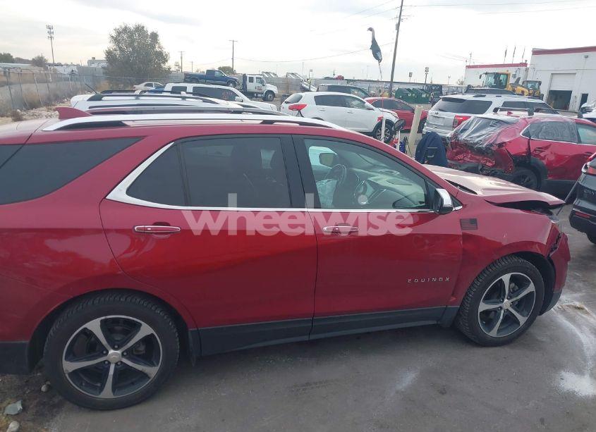 Photo 13 of 2018 Chevrolet Equinox PREMIER (VIN 3GNAXPEU3JS616801)