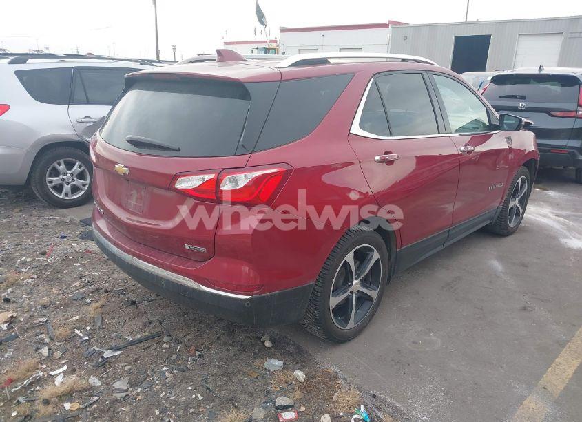 Photo 4 of 2018 Chevrolet Equinox PREMIER (VIN 3GNAXPEU3JS616801)