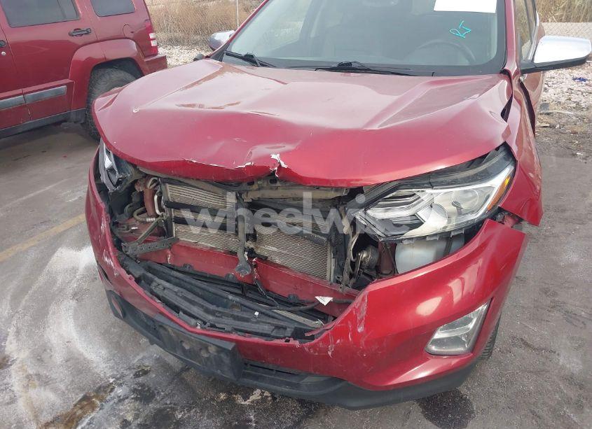 Photo 6 of 2018 Chevrolet Equinox PREMIER (VIN 3GNAXPEU3JS616801)