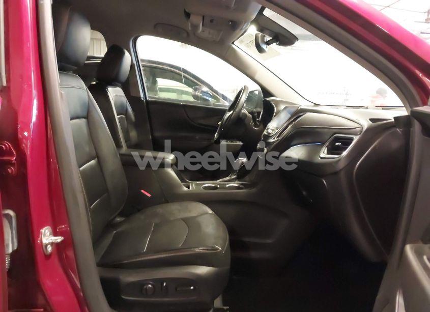 Photo 5 of 2019 Chevrolet Equinox PREMIER (VIN 3GNAXPEX0KS566760)