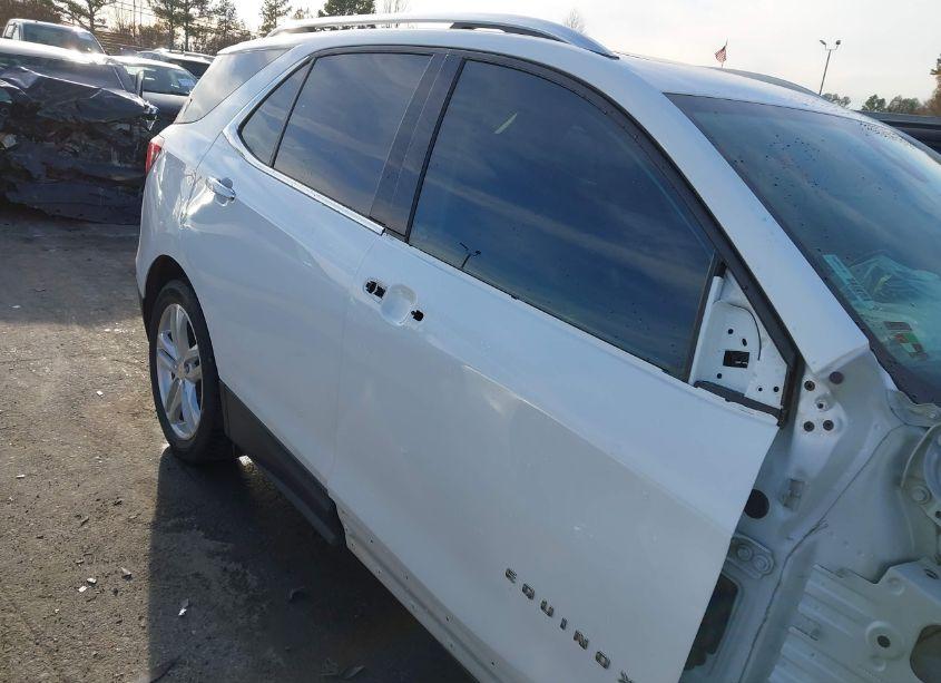 Photo 13 of 2020 Chevrolet Equinox FWD PREMIER 2.0L TURBO (VIN 3GNAXPEX2LS671768)