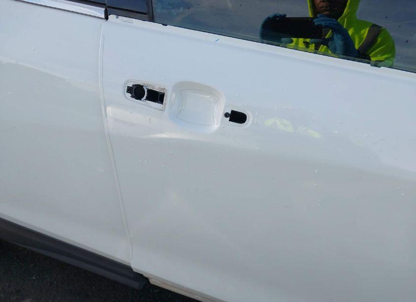 Photo 19 of 2020 Chevrolet Equinox FWD PREMIER 2.0L TURBO (VIN 3GNAXPEX2LS671768)