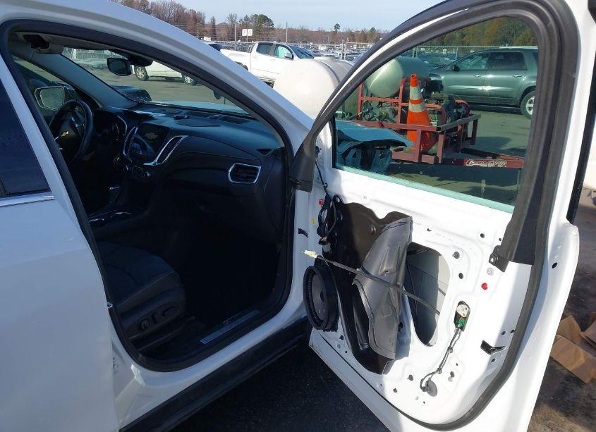 Photo 5 of 2020 Chevrolet Equinox FWD PREMIER 2.0L TURBO (VIN 3GNAXPEX2LS671768)