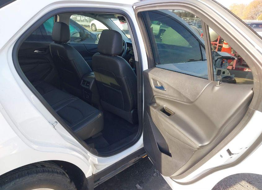 Photo 8 of 2020 Chevrolet Equinox FWD PREMIER 2.0L TURBO (VIN 3GNAXPEX2LS671768)