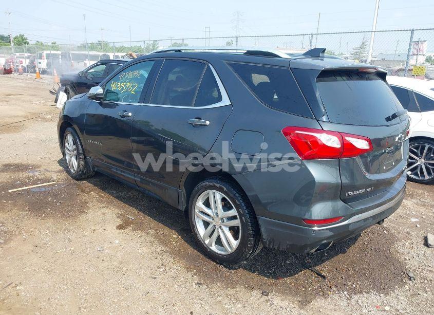 Photo 3 of 2020 Chevrolet Equinox FWD PREMIER 2.0L TURBO (VIN 3GNAXPEX3LS512046)