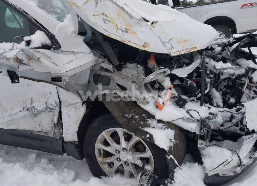 Photo 6 of 2018 Chevrolet Equinox LS (VIN 3GNAXREV0JL341628)