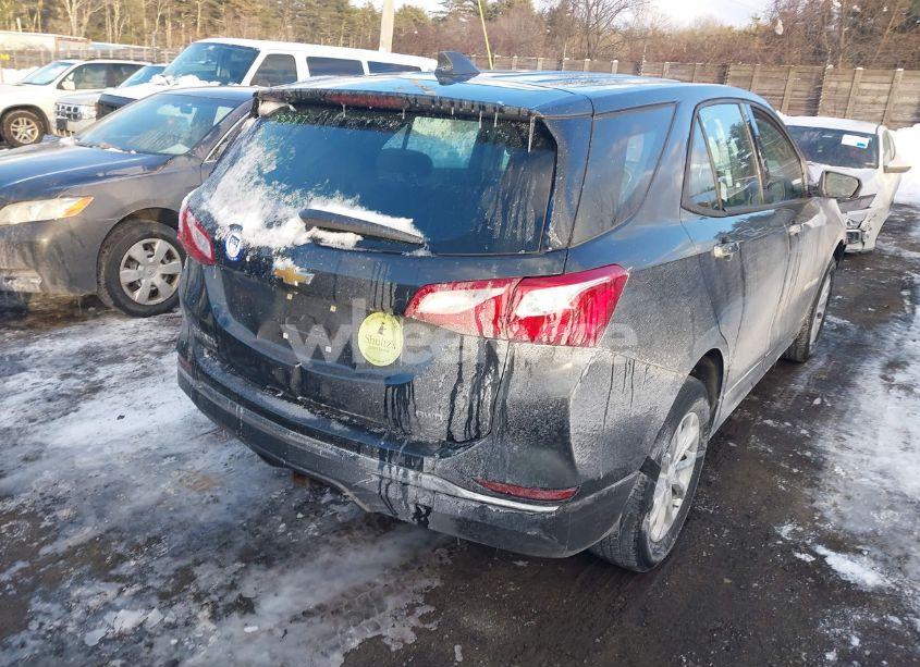 Photo 4 of 2018 Chevrolet Equinox LS (VIN 3GNAXREV4JL102101)