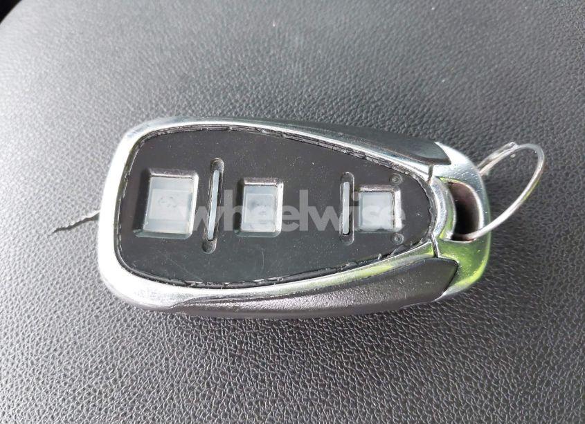 Photo 11 of 2018 Chevrolet Equinox LS (VIN 3GNAXREV5JL301075)