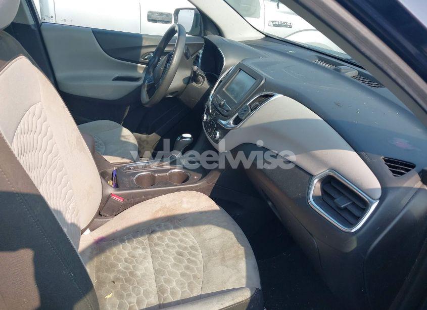 Photo 5 of 2018 Chevrolet Equinox LS (VIN 3GNAXREV5JS594675)
