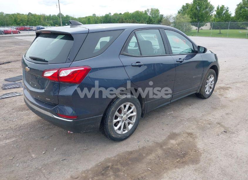 Photo 4 of 2018 Chevrolet Equinox LS (VIN 3GNAXREV6JL288790)