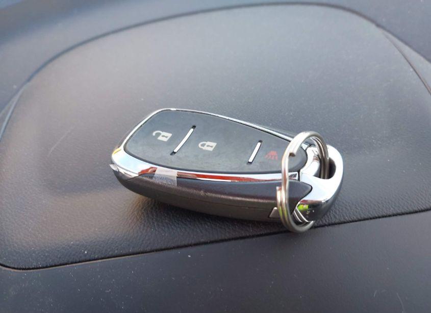 Photo 11 of 2018 Chevrolet Equinox LS (VIN 3GNAXREV6JS637789)