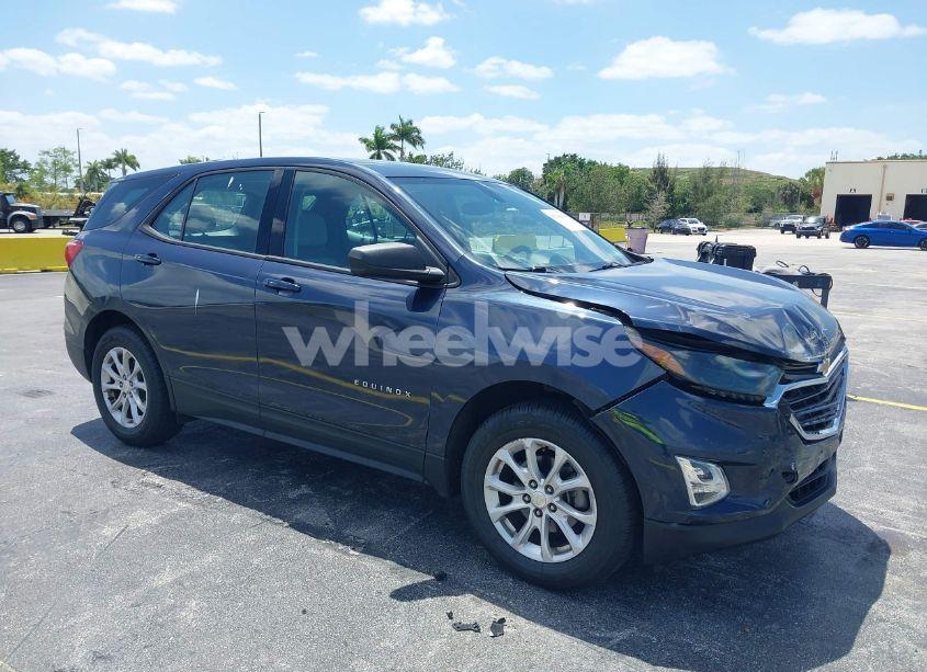 2018 Chevrolet Equinox LS (VIN 3GNAXREV9JL114731) main photo