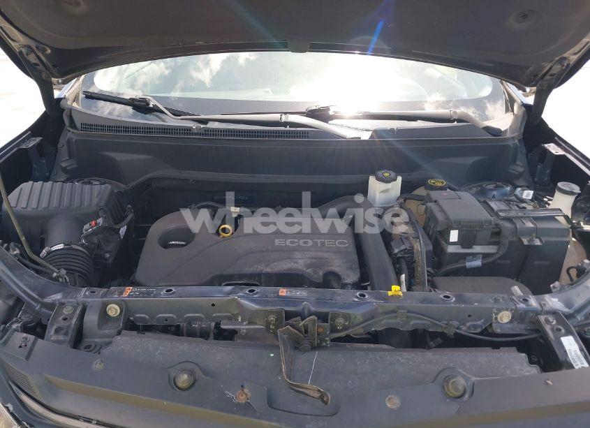 Photo 10 of 2018 Chevrolet Equinox LS (VIN 3GNAXREV9JL114731)