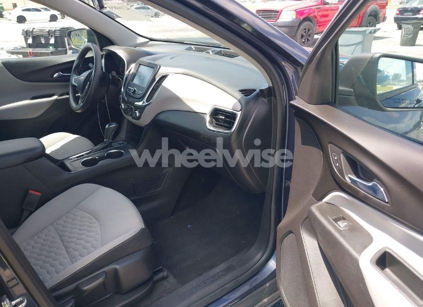 Photo 5 of 2018 Chevrolet Equinox LS (VIN 3GNAXREV9JL114731)