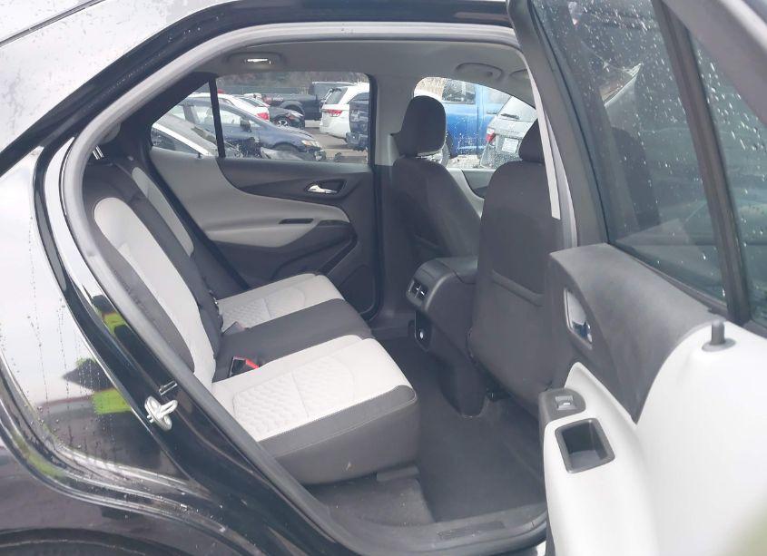 Photo 8 of 2018 Chevrolet Equinox LS (VIN 3GNAXREVXJL272530)