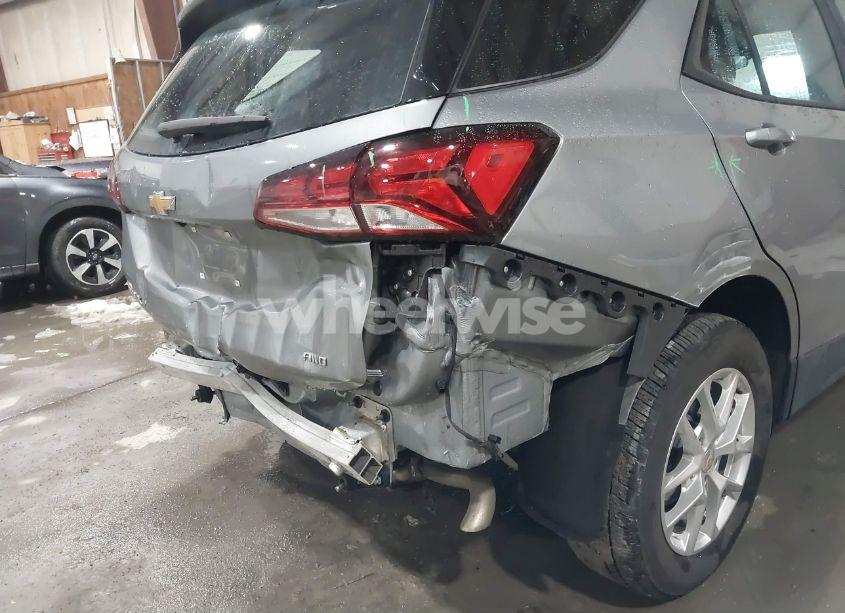 Photo 6 of 2024 Chevrolet Equinox AWD LS (VIN 3GNAXSEG2RL318484)