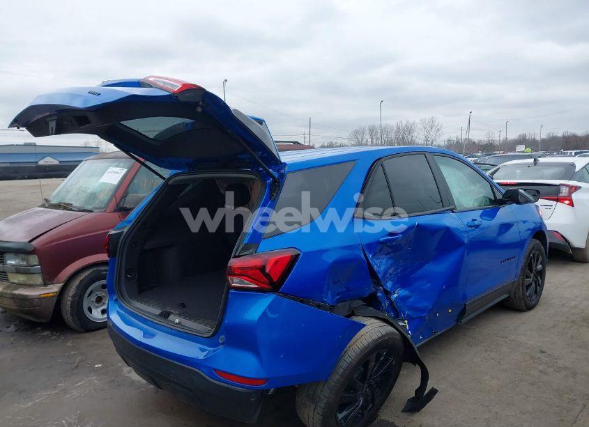 Photo 4 of 2024 Chevrolet Equinox AWD LS (VIN 3GNAXSEG3RL296530)