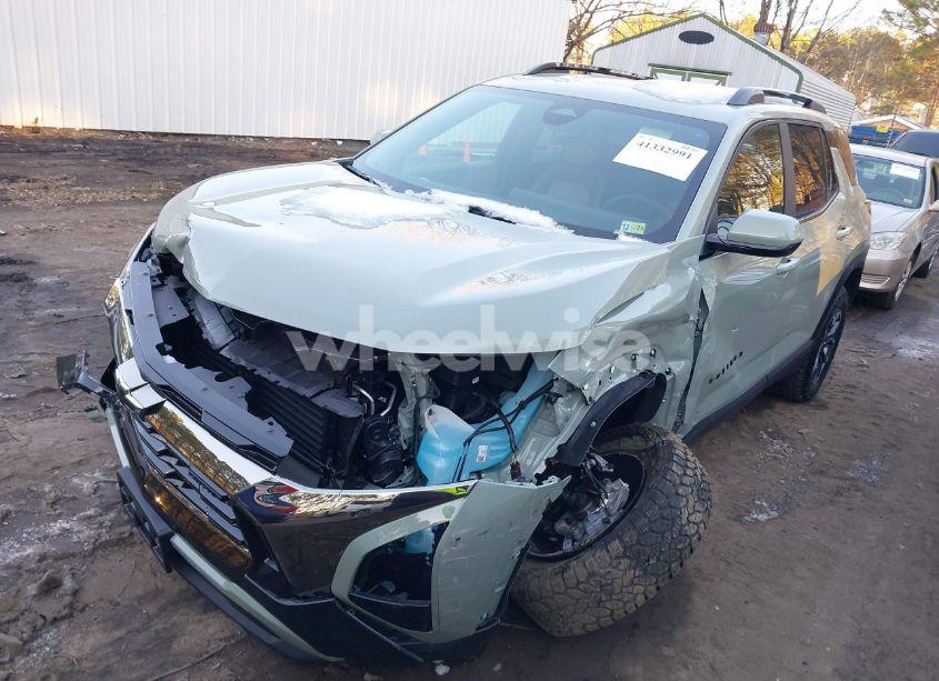 Photo 2 of 2025 Chevrolet Equinox AWD ACTIV (VIN 3GNAXSEG4SL196474)