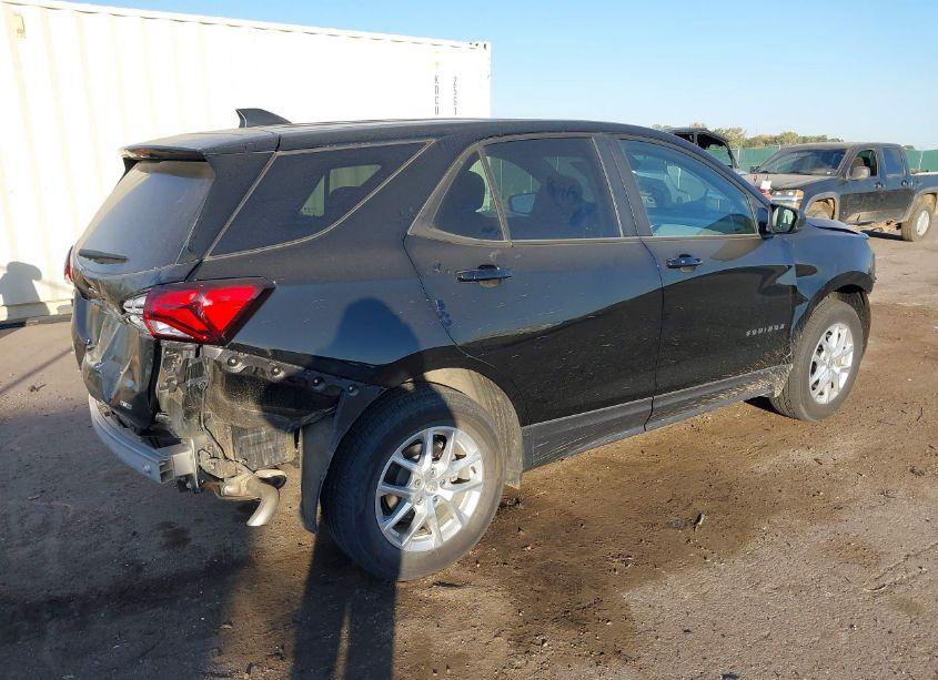 Photo 4 of 2024 Chevrolet Equinox AWD LS (VIN 3GNAXSEG5RL135130)