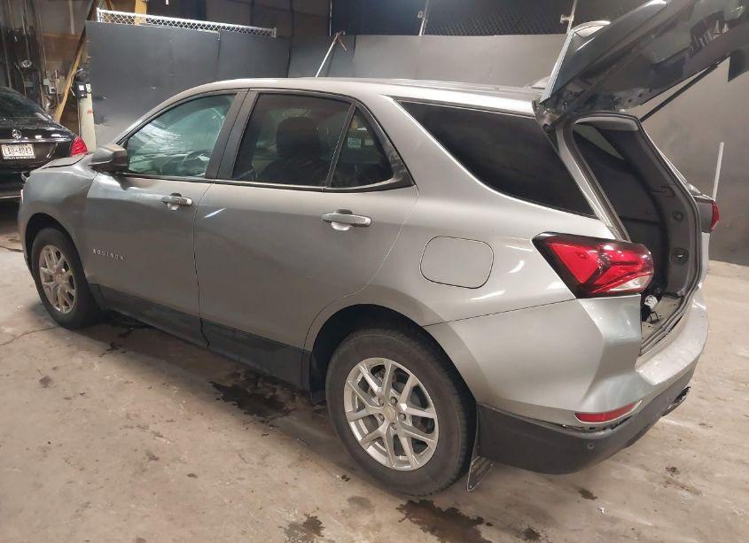 Photo 3 of 2023 Chevrolet Equinox AWD LS (VIN 3GNAXSEG7PL223951)