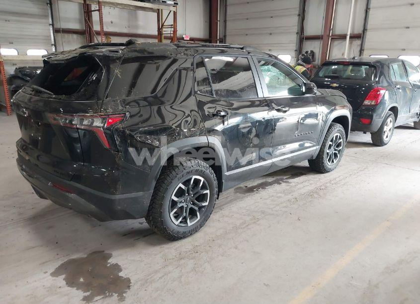 Photo 4 of 2025 Chevrolet Equinox AWD ACTIV (VIN 3GNAXSEG8SL206410)