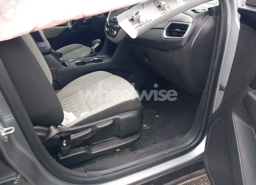 Photo 5 of 2023 Chevrolet Equinox AWD LS (VIN 3GNAXSEG9PL125102)