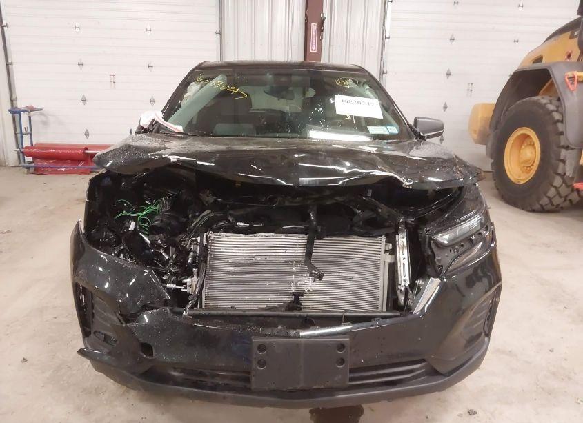 Photo 12 of 2024 Chevrolet Equinox AWD LS (VIN 3GNAXSEG9RL361039)