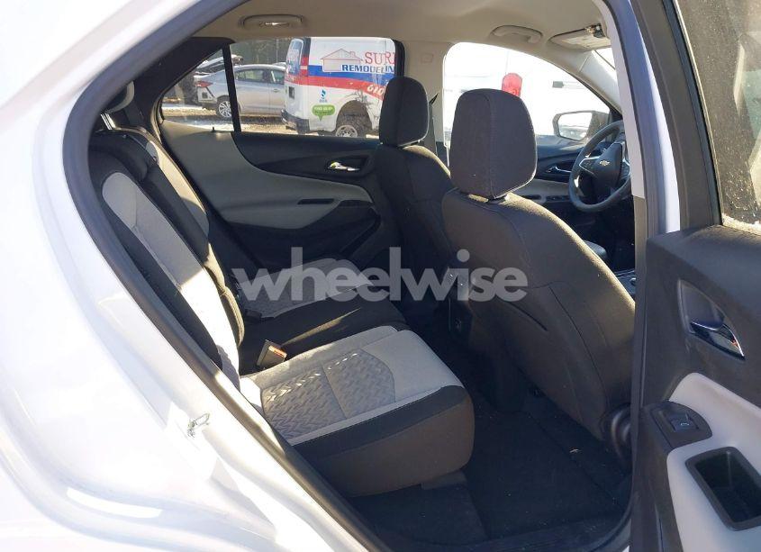 Photo 8 of 2024 Chevrolet Equinox AWD LS (VIN 3GNAXSEGXRL353886)