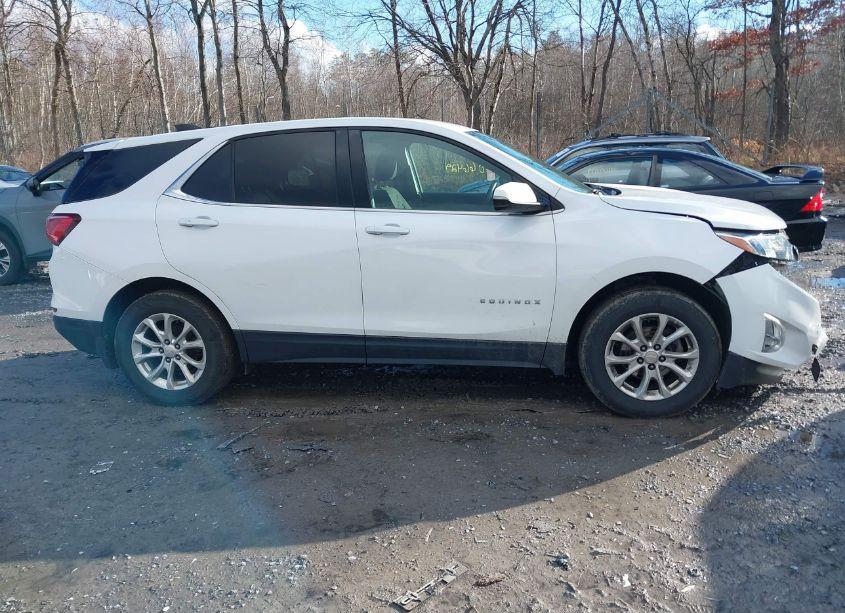 Photo 13 of 2018 Chevrolet Equinox LT (VIN 3GNAXSEV0JL123695)