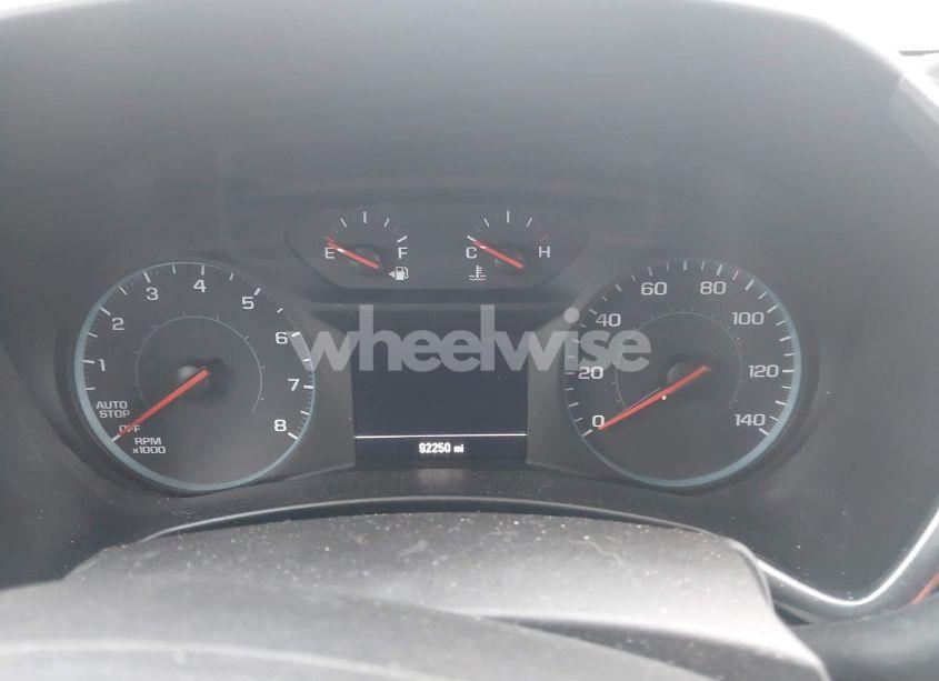 Photo 7 of 2018 Chevrolet Equinox LT (VIN 3GNAXSEV0JS571151)