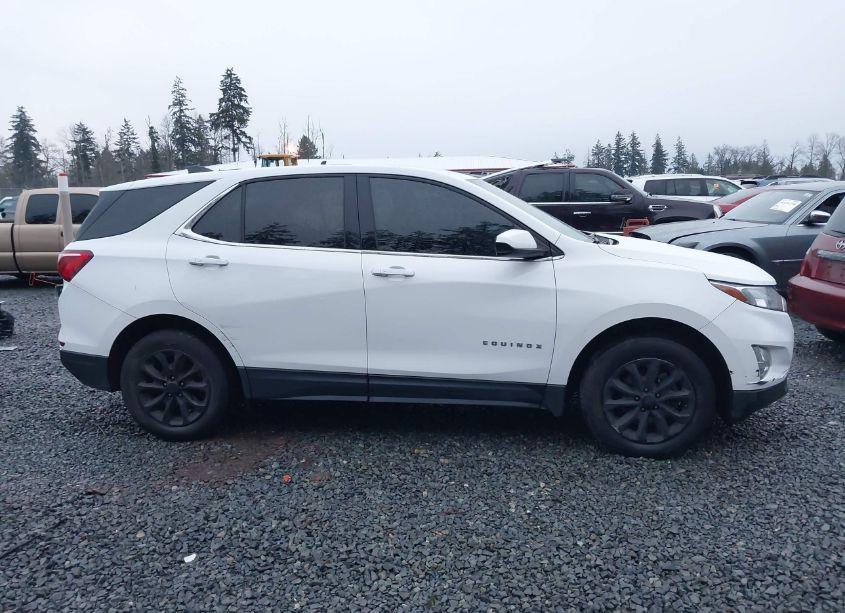 Photo 13 of 2018 Chevrolet Equinox LT (VIN 3GNAXSEV0JS583364)