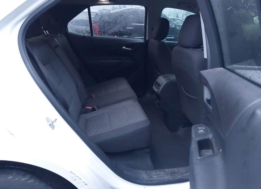 Photo 8 of 2018 Chevrolet Equinox LT (VIN 3GNAXSEV0JS583364)