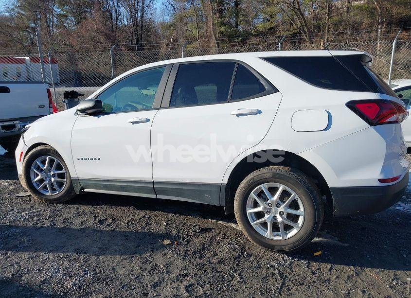 Photo 14 of 2022 Chevrolet Equinox AWD LS (VIN 3GNAXSEV0NS145224)