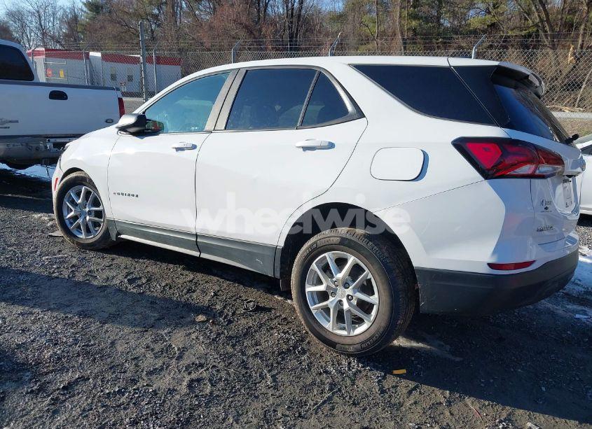 Photo 3 of 2022 Chevrolet Equinox AWD LS (VIN 3GNAXSEV0NS145224)