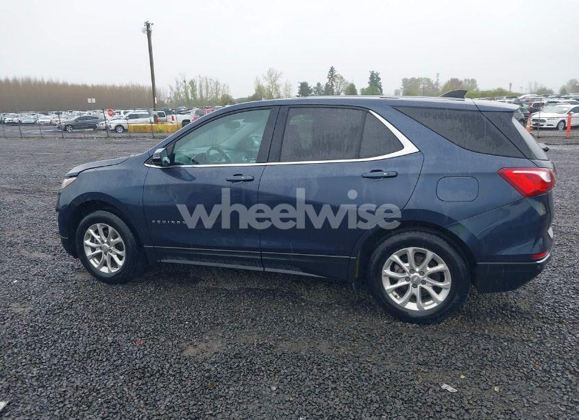 Photo 14 of 2018 Chevrolet Equinox LT (VIN 3GNAXSEV1JL111670)
