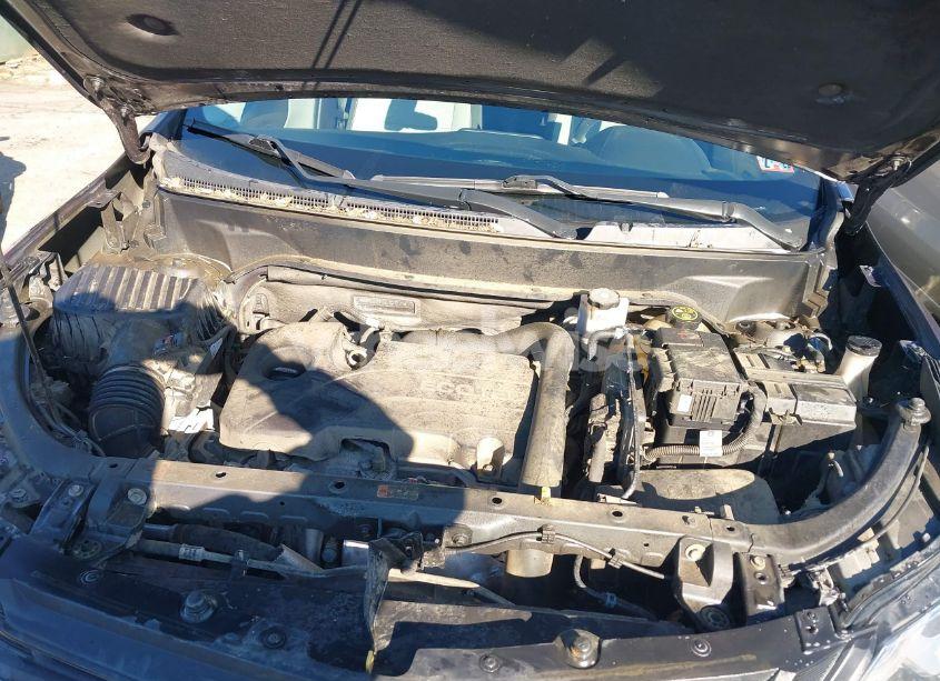 Photo 10 of 2018 Chevrolet Equinox LT (VIN 3GNAXSEV1JL121275)