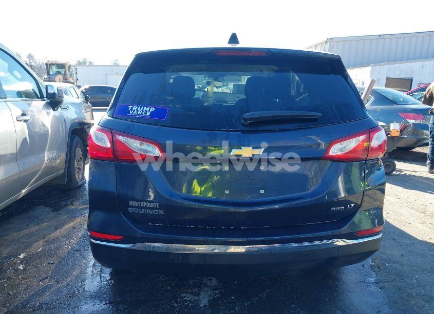 Photo 16 of 2018 Chevrolet Equinox LT (VIN 3GNAXSEV1JL121275)