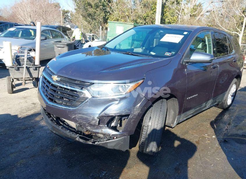 Photo 2 of 2018 Chevrolet Equinox LT (VIN 3GNAXSEV1JL121275)