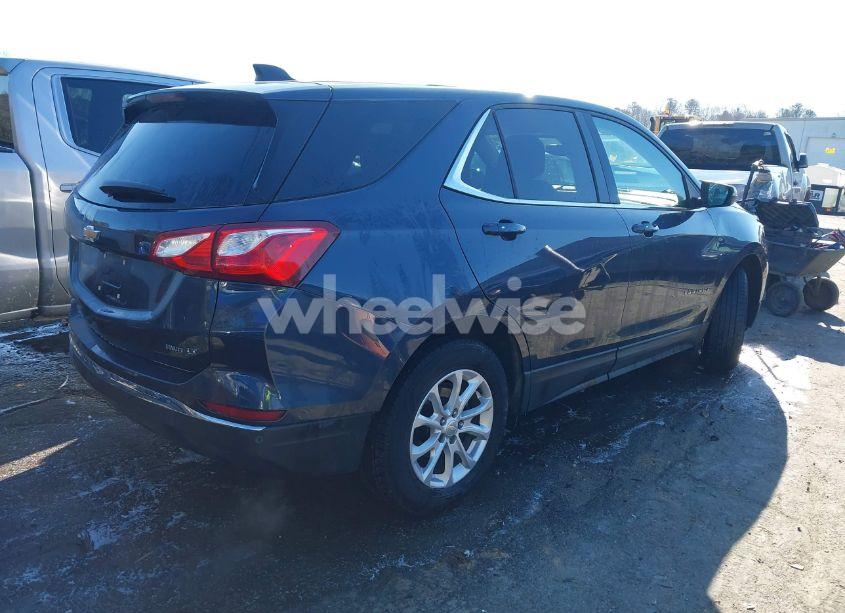 Photo 4 of 2018 Chevrolet Equinox LT (VIN 3GNAXSEV1JL121275)